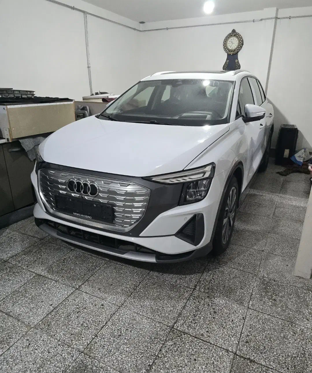آئودی ۲۰۲۴ سفید|خودرو سواری و وانت|تهران, بازار|دیوار