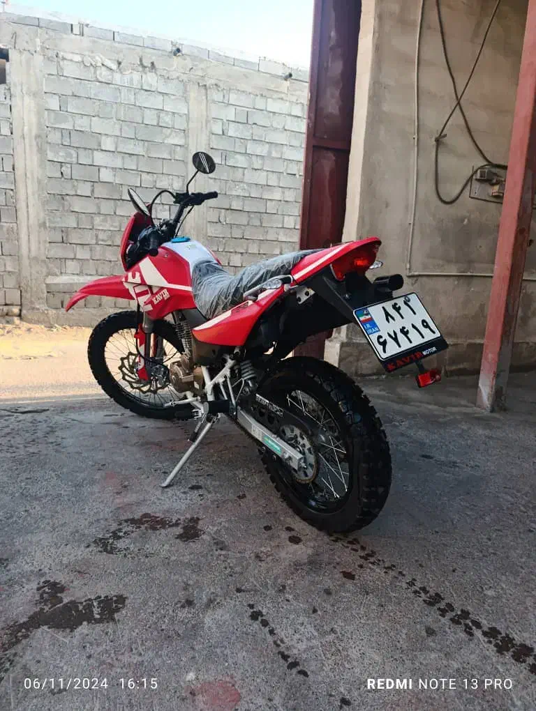 موتور تریل پلاستیک روضینی فابریک پیچ به بیچ فابریک|موتورسیکلت|میناب, |دیوار