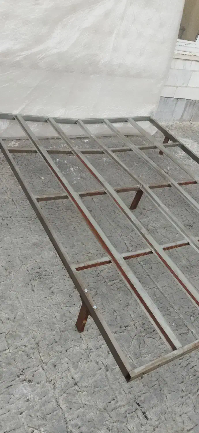 تخت|تشک تختخواب|بیجار, |دیوار