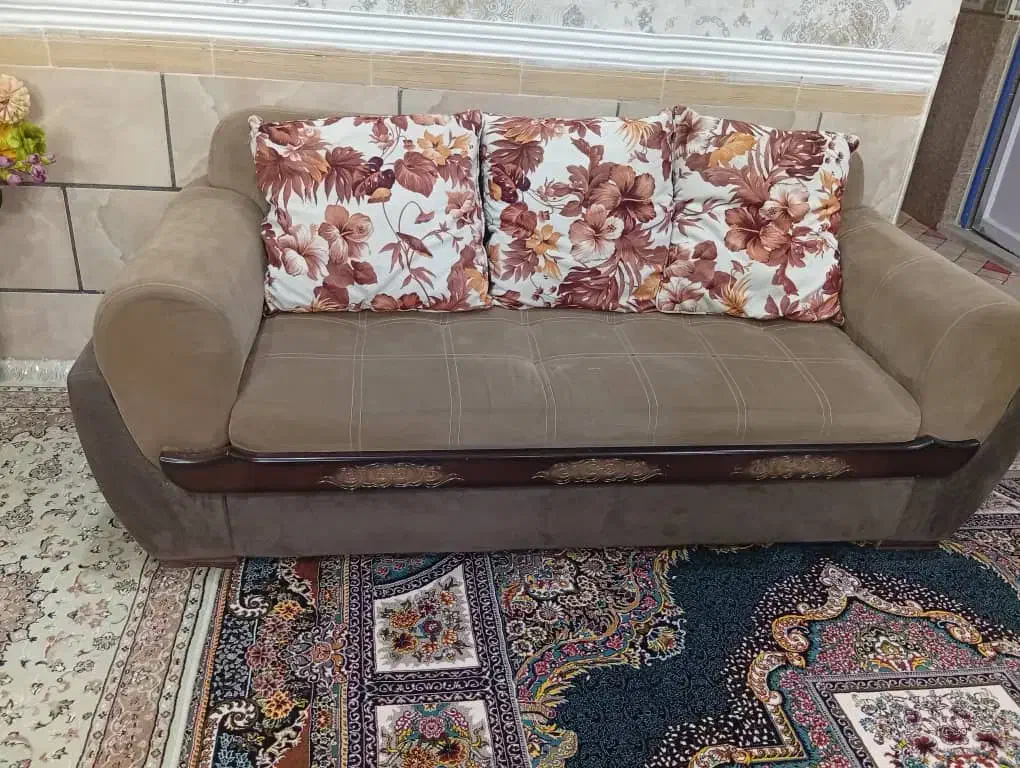 مبل ۷ نفره|مبلمان خانگی و میز عسلی|دوگنبدان, |دیوار