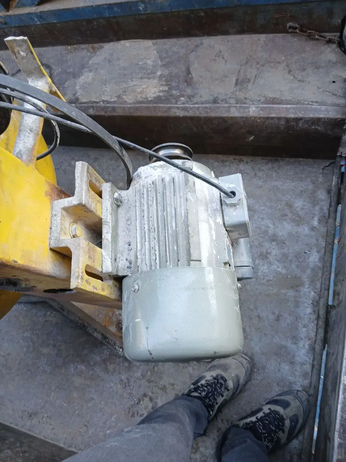 خمیر کن|ماشین‌آلات صنعتی|ماکو, |دیوار