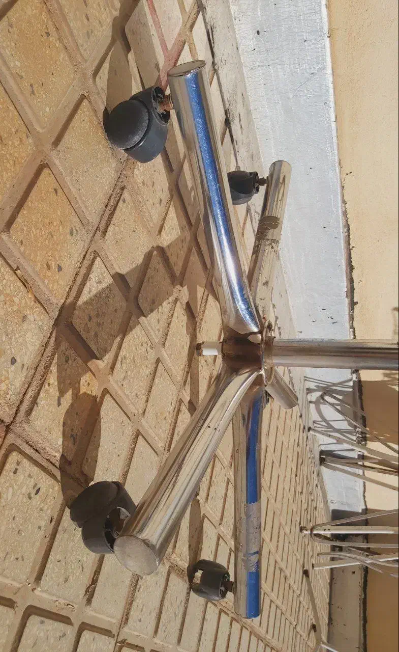 رگال گردان چرخ‌دار استیل سالم و تمیز|فروشگاه و مغازه|ابهر, |دیوار