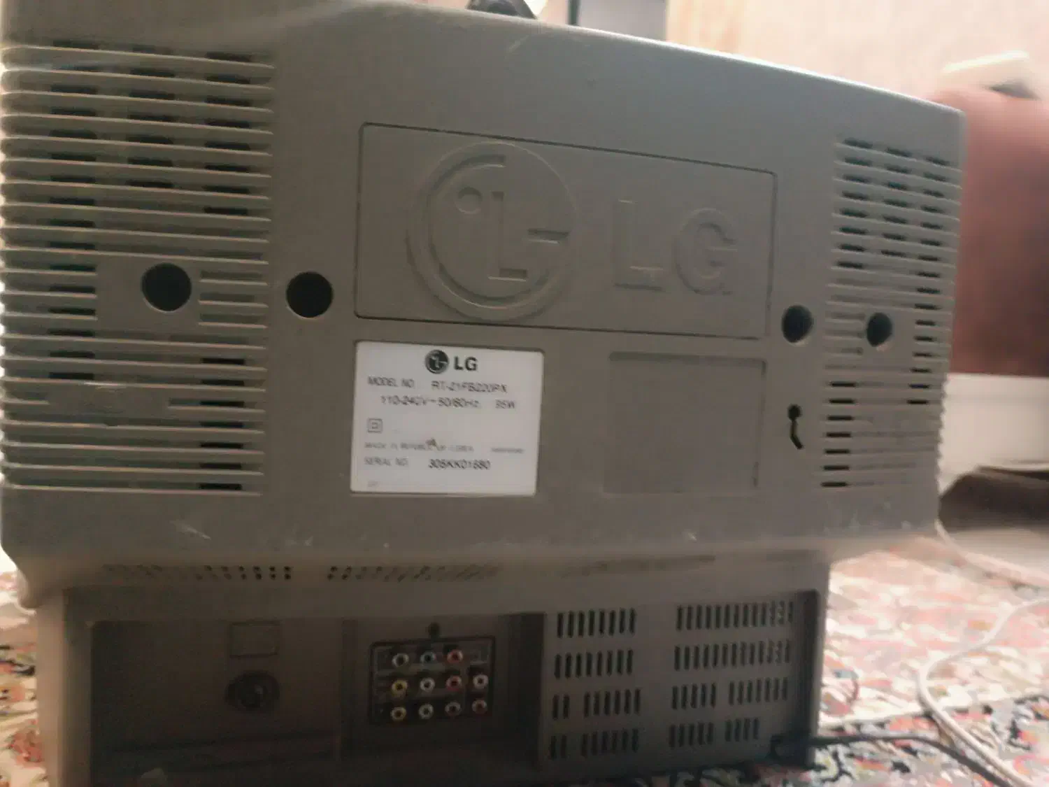 تلویزیون ال جی ۲۱ اینج|تلویزیون و پروژکتور|بیرجند, |دیوار