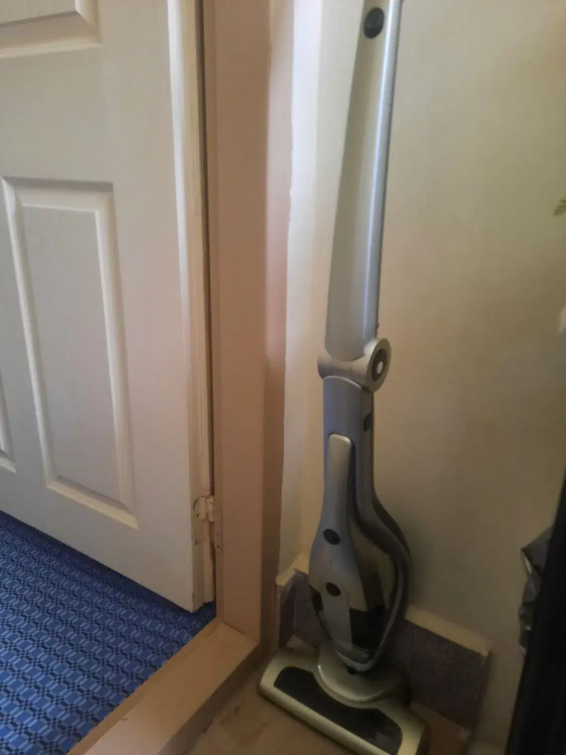 جارو شارژی|جاروبرقی، جارو شارژی، بخارشو|خوی, |دیوار