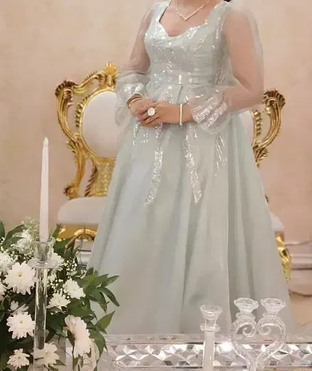 لباس نامزدی|لباس|رشت, نظری|دیوار