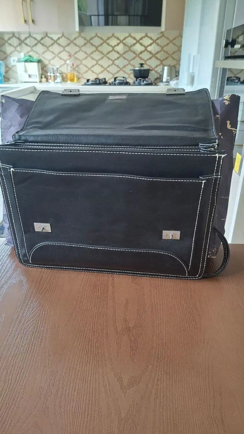 کیف اداری و آموزشی|کیف، کفش، کمربند|لاهیجان, شیخ زاهد|دیوار