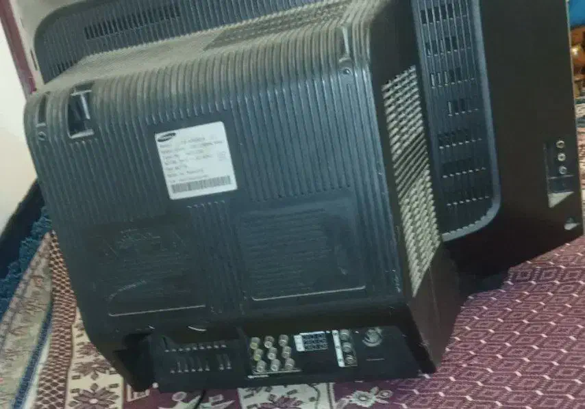 تلویزیون 21 اینچ سامسونگ صفحه تخت در حد نو|تلویزیون و پروژکتور|تهران, شکوفه (عبدل آباد)|دیوار