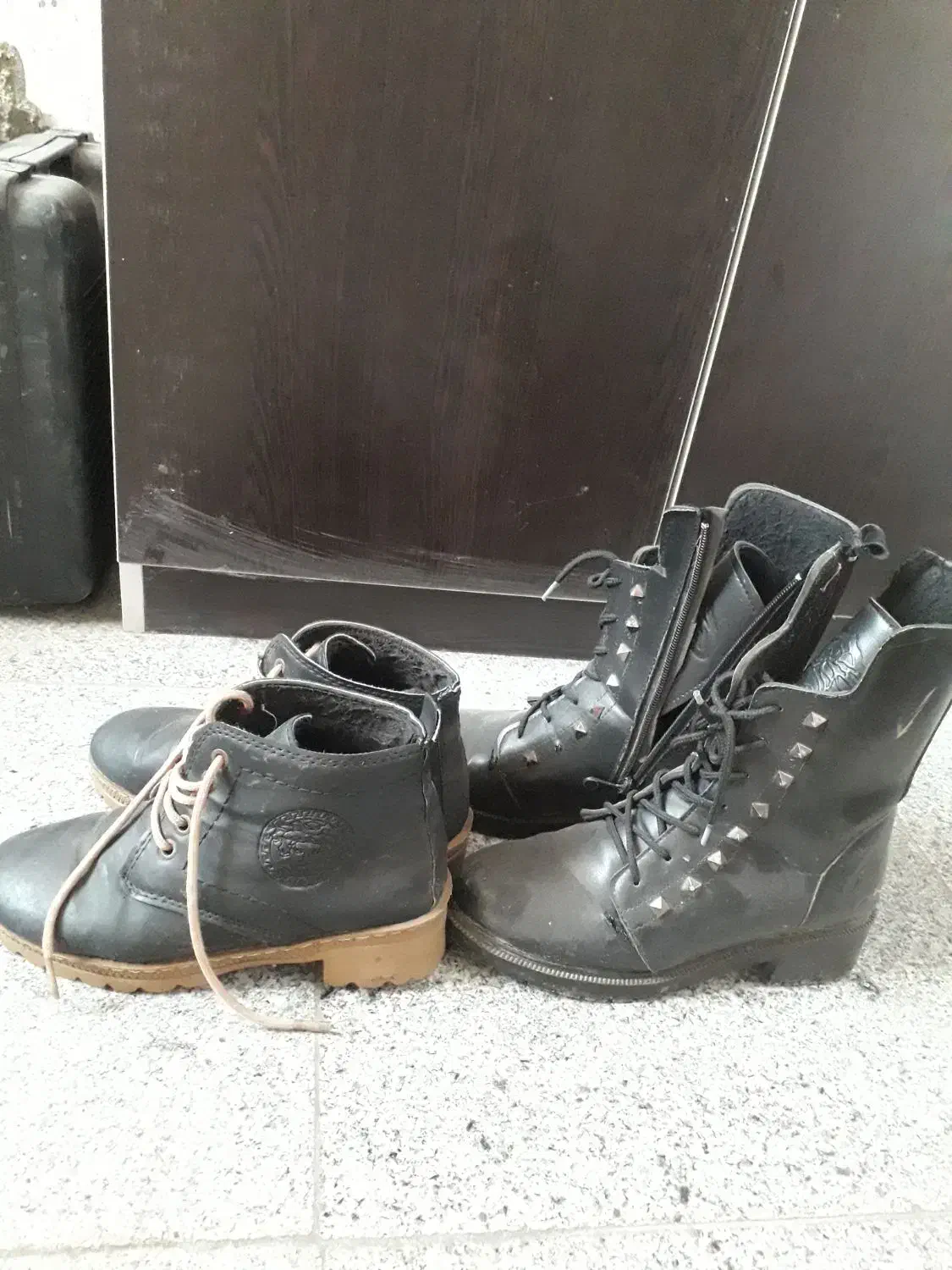 بوت ونیم بوت|کیف، کفش، کمربند|رودسر, |دیوار