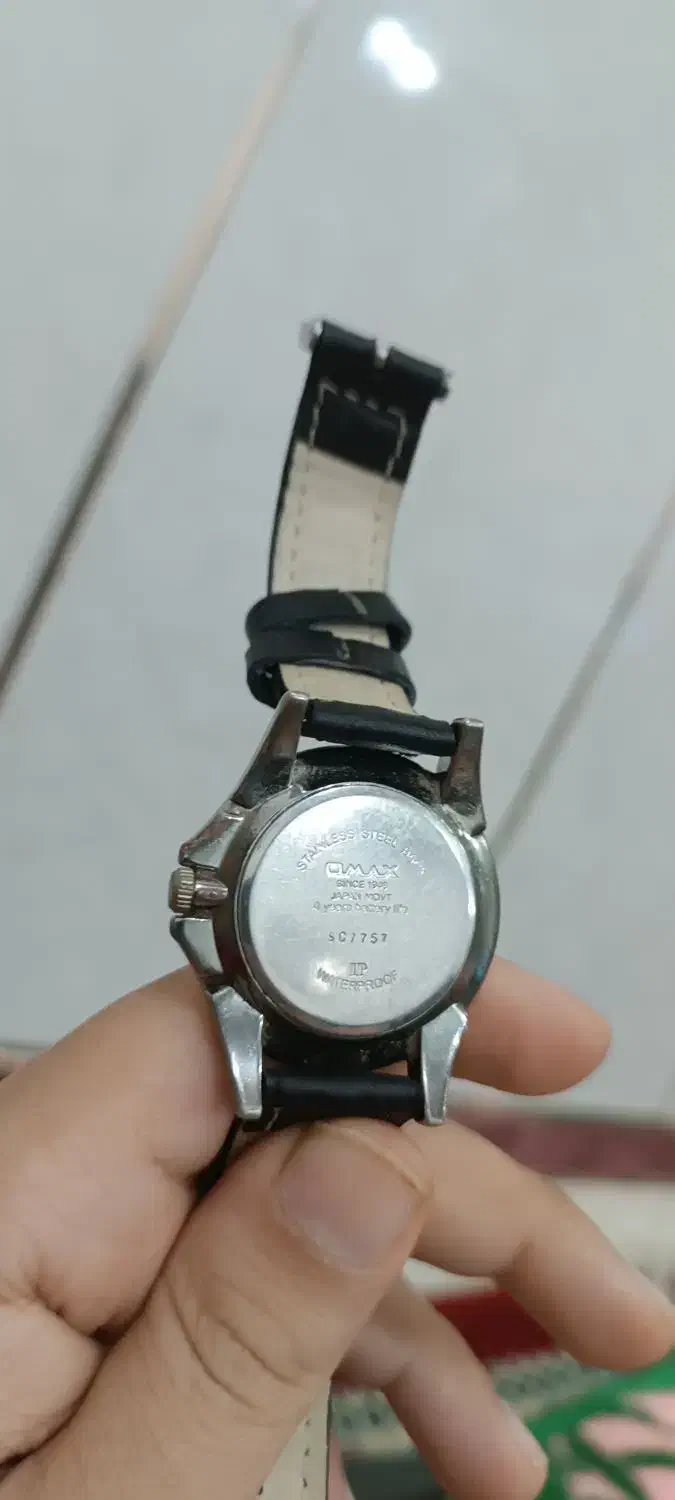 ساعت omax قدیمی|ساعت|نجفآباد, یزدانشهر|دیوار