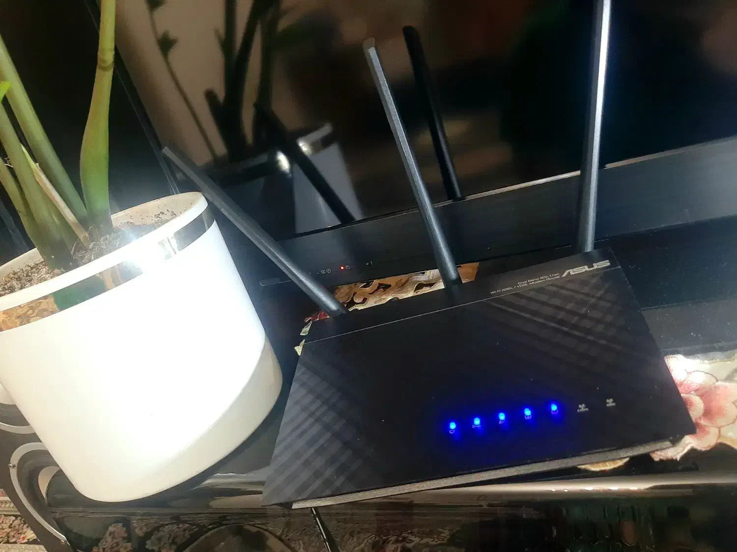 مودم 3 آنتن ASUS AC51|مودم و تجهیزات شبکه|قم, سالاریه|دیوار