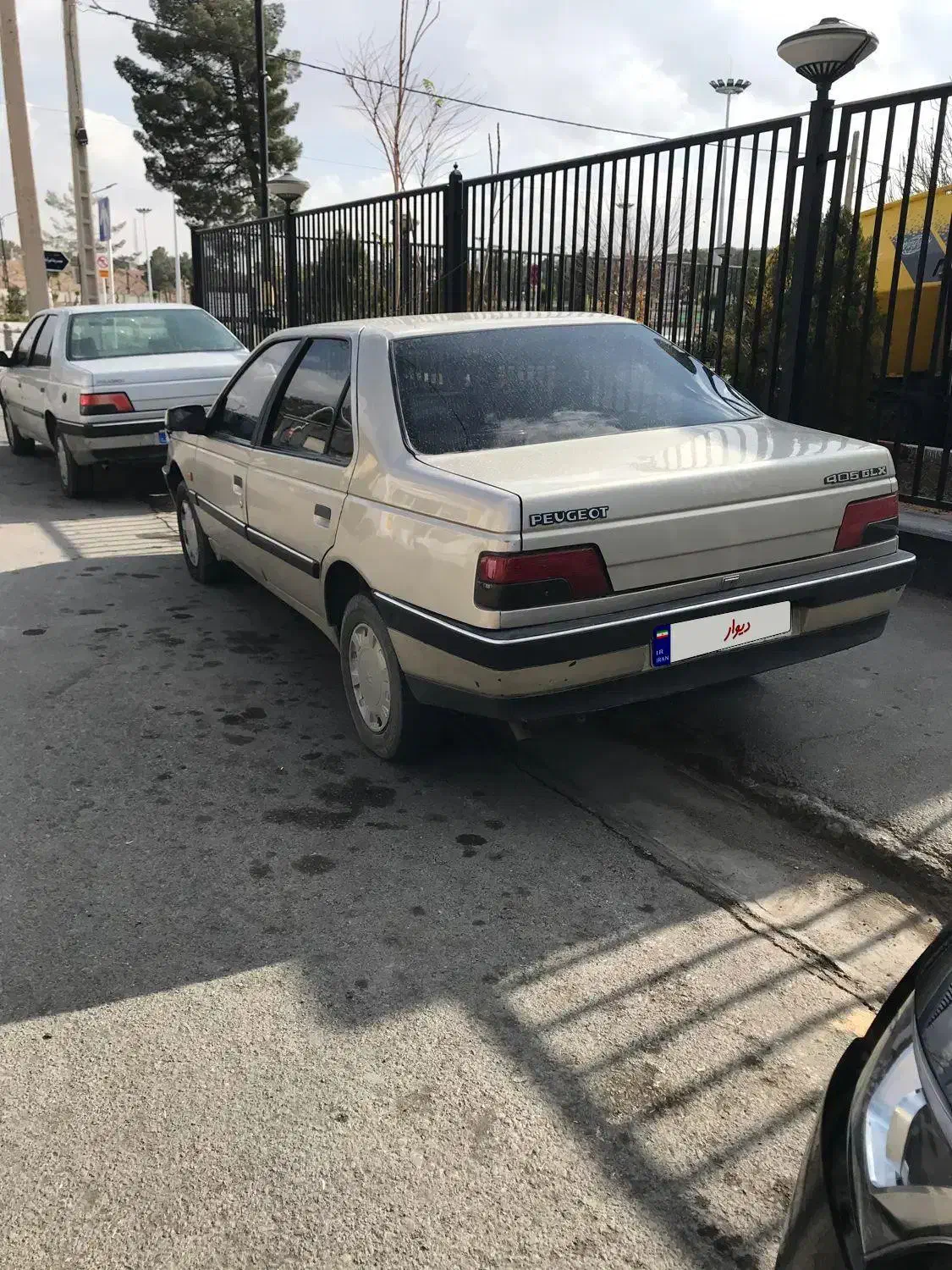 پژو ۴۰۵ بژ|خودرو سواری و وانت|بیرجند, |دیوار