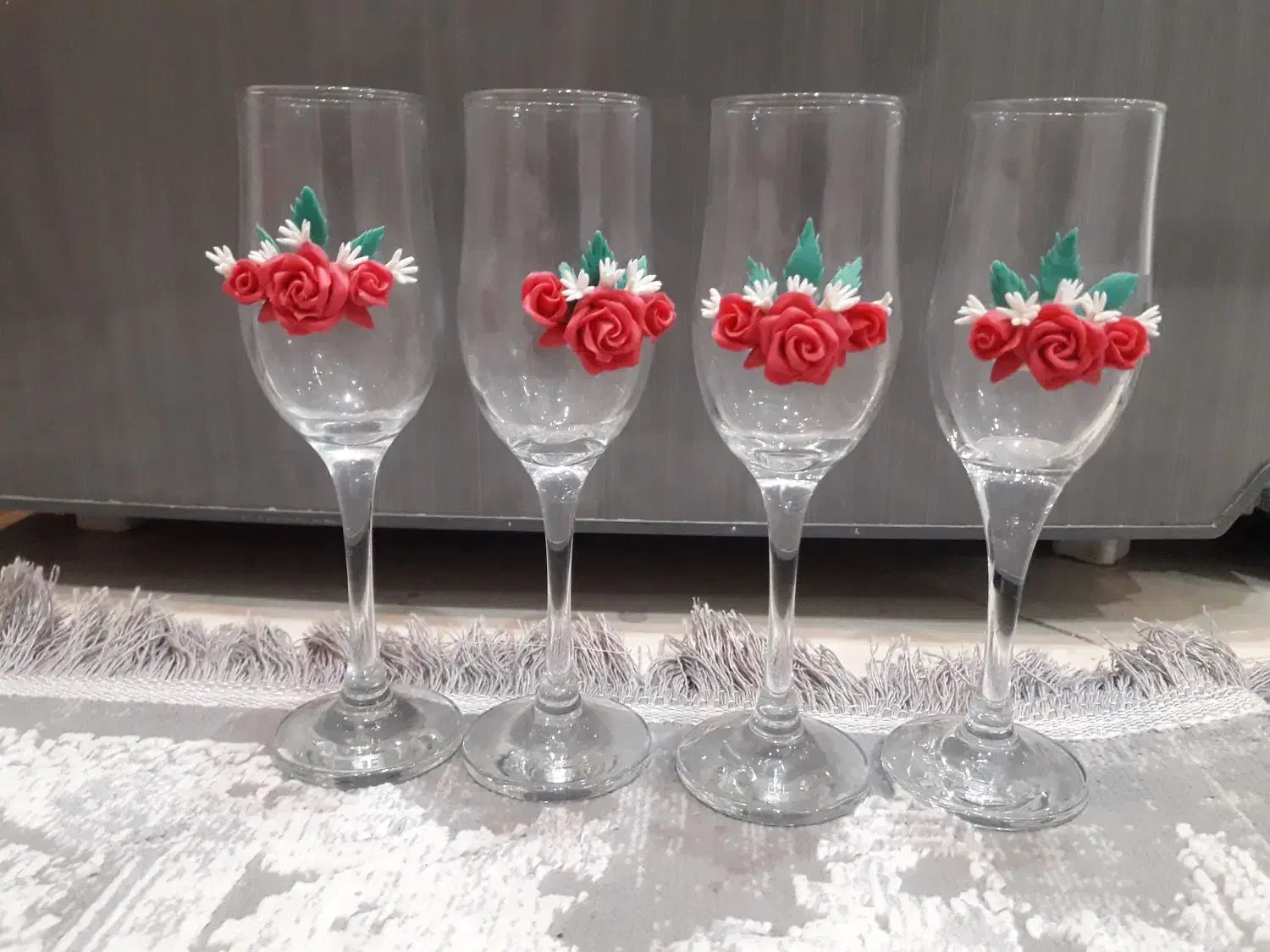 گیلاسی تزیین شده با گل چینی|صنایع دستی و سایر لوازم تزئینی|پیشوا, |دیوار