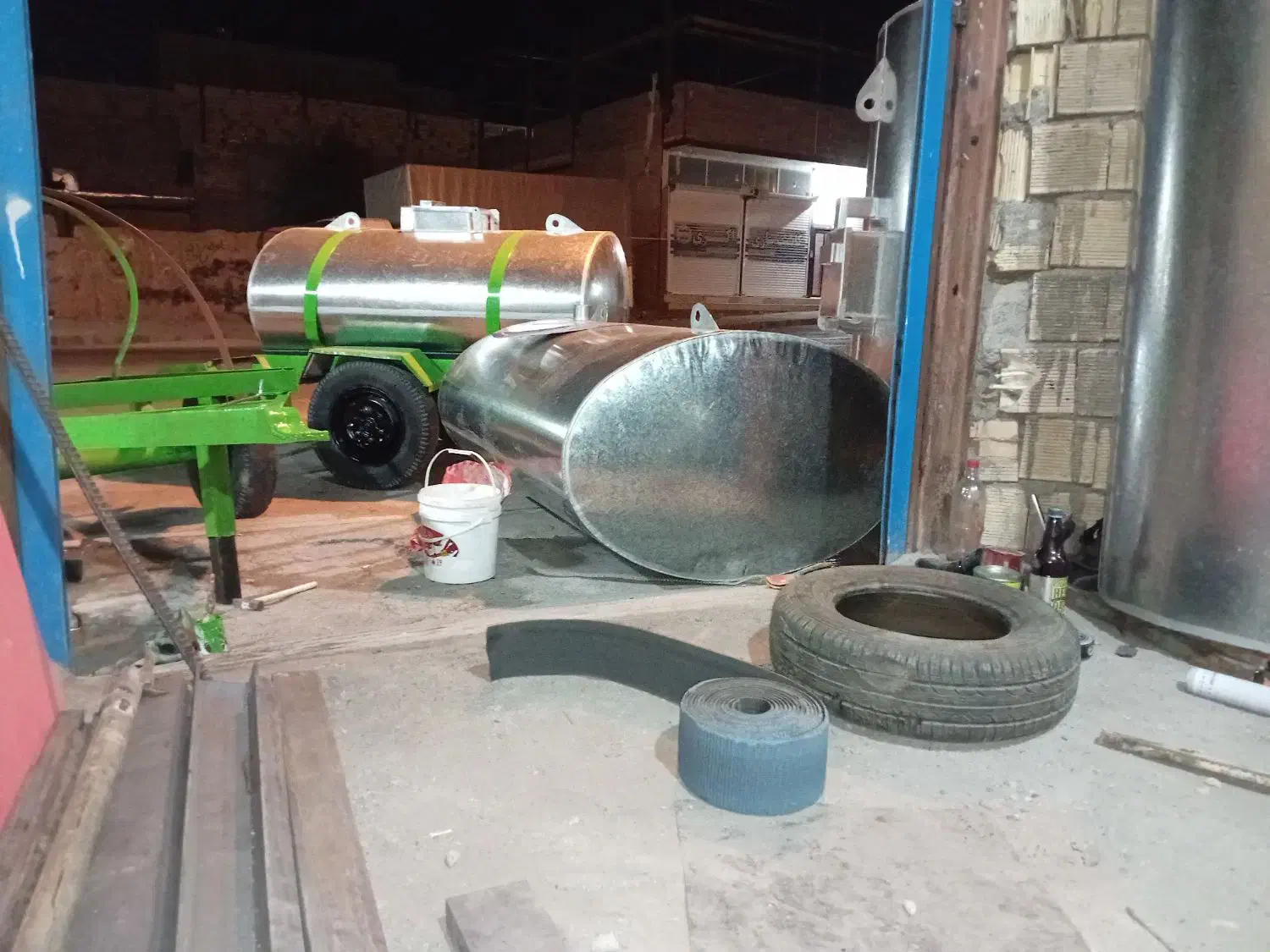 تانکر آب شاستی کشی شد|ماشینآلات صنعتی|ملکشاهی, |دیوار