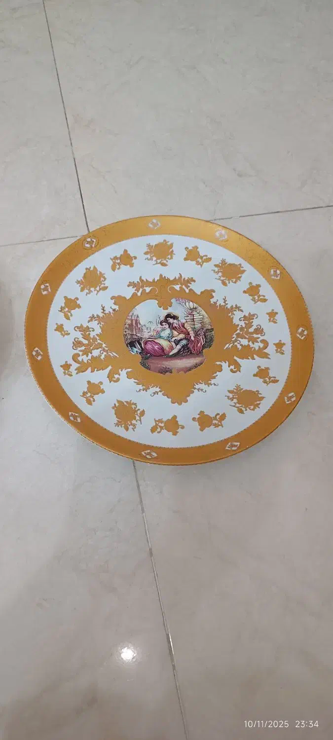 کاسه و بشقاب چینی طرح درباری لیلی مجنون|ظروف سرو و پذیرایی|تهران, خاک سفید|دیوار