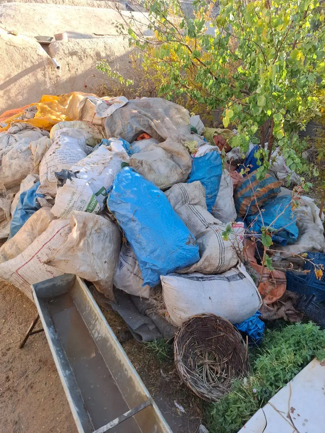 گونی شیمیایی و آرد بزرگ و کوچک|ابزارآلات|شهرضا, |دیوار