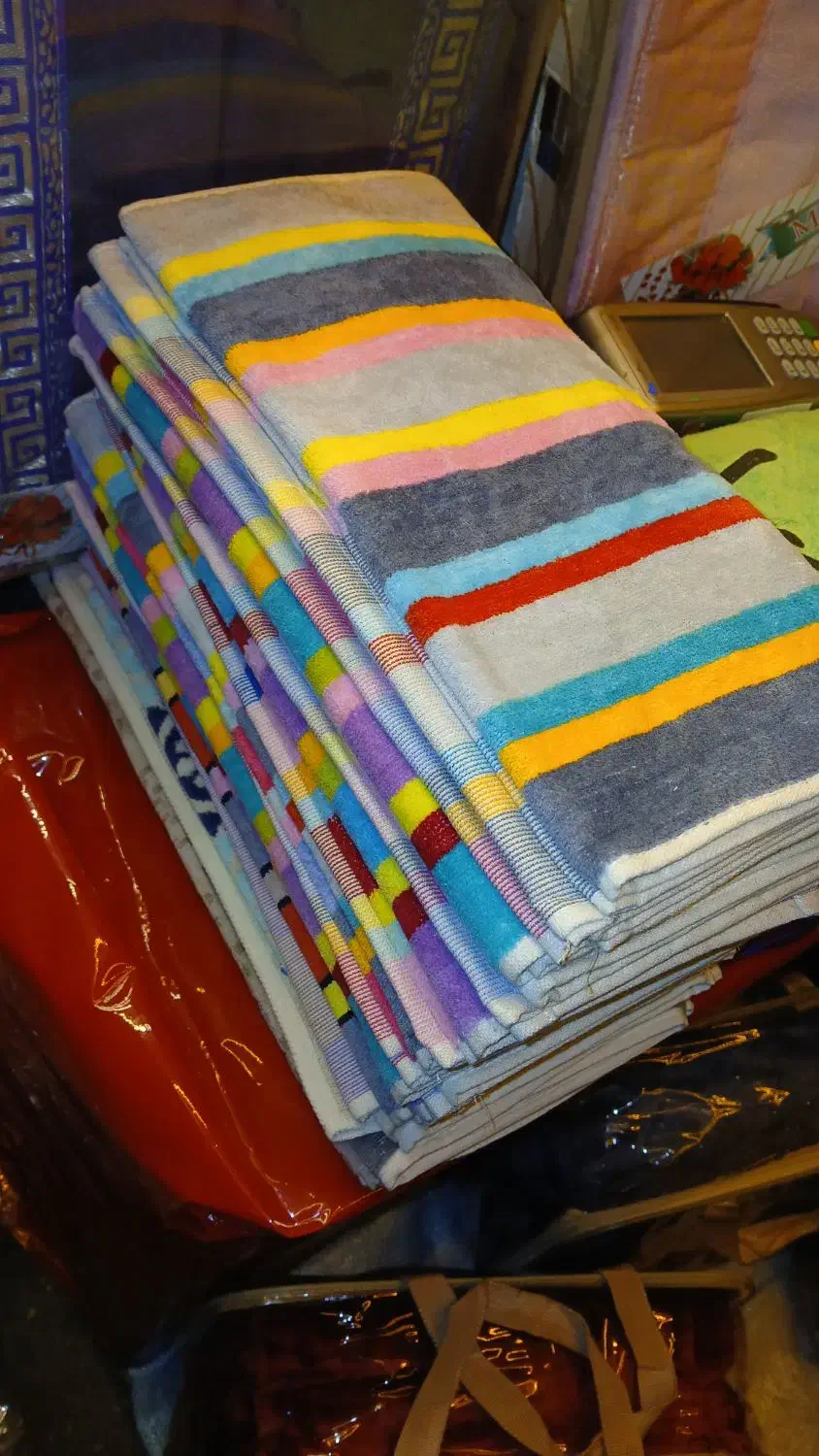 تن پوش و حوله|لباس|رشت, پیرکلاچای|دیوار