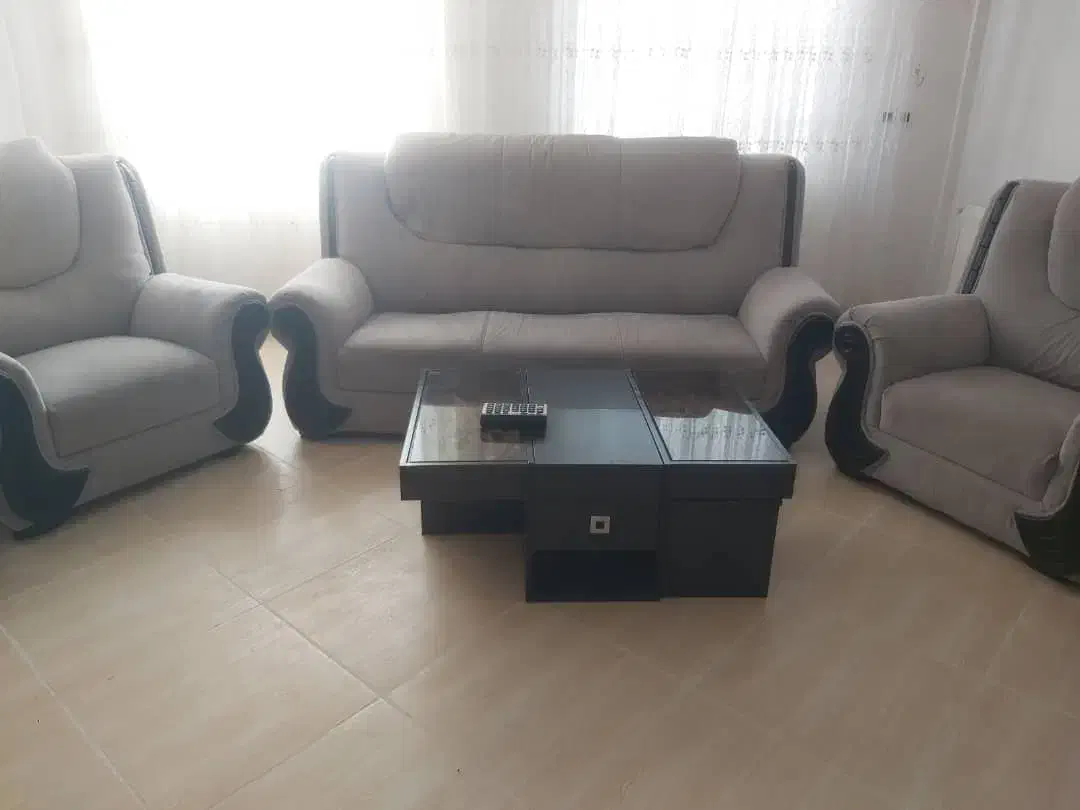 مبلمان شیک|مبلمان خانگی و میز عسلی|بوئین زهرا, |دیوار