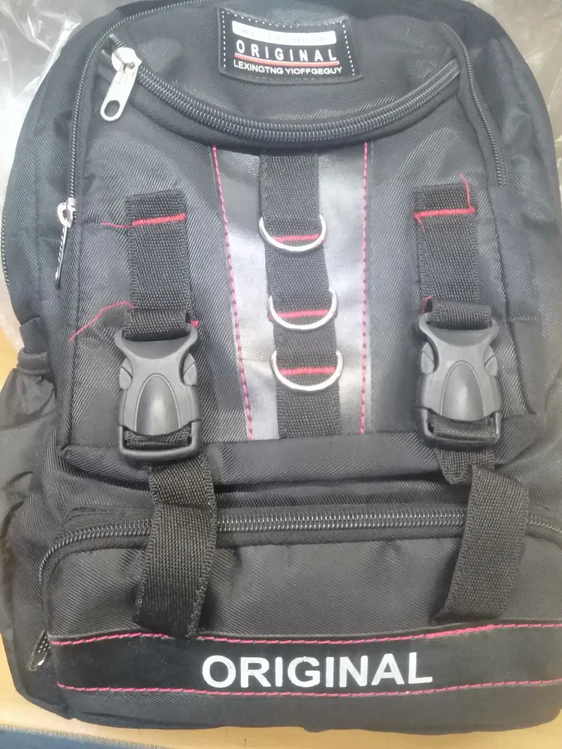 کیف|کیف، کفش، کمربند|تبریز, |دیوار