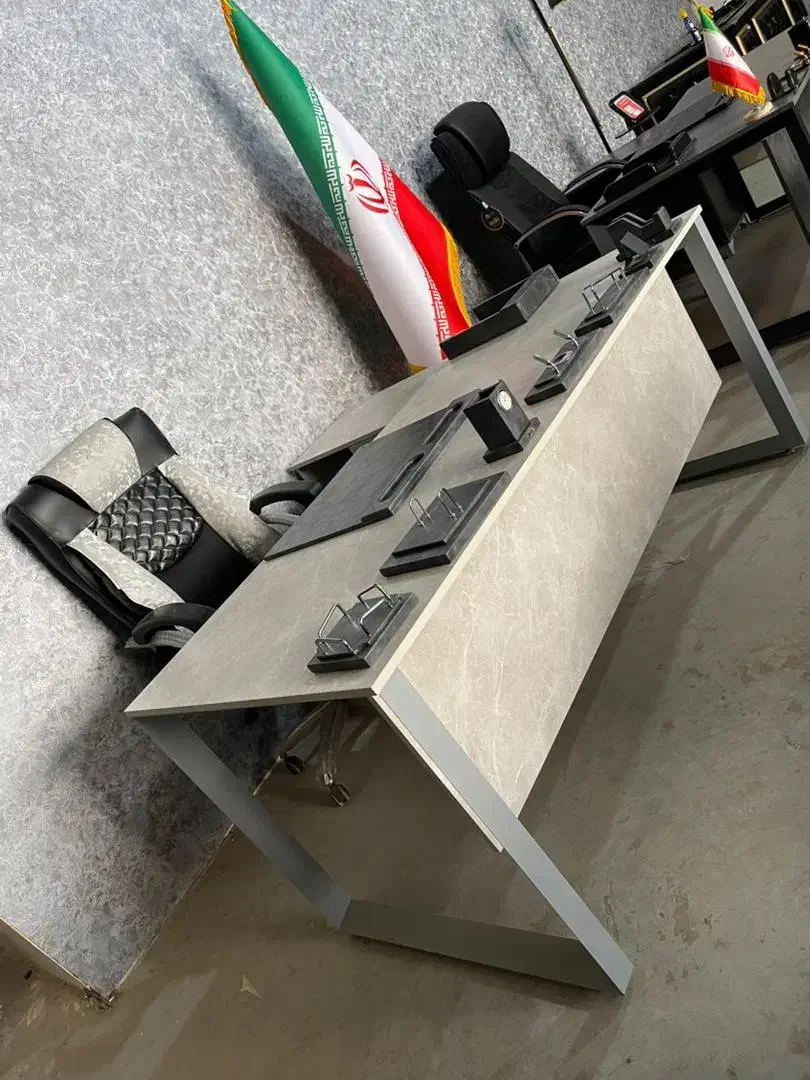 مبلمان اداری مثلث و اشکال هندسی|دفتر کار|تهران, یافتآباد|دیوار