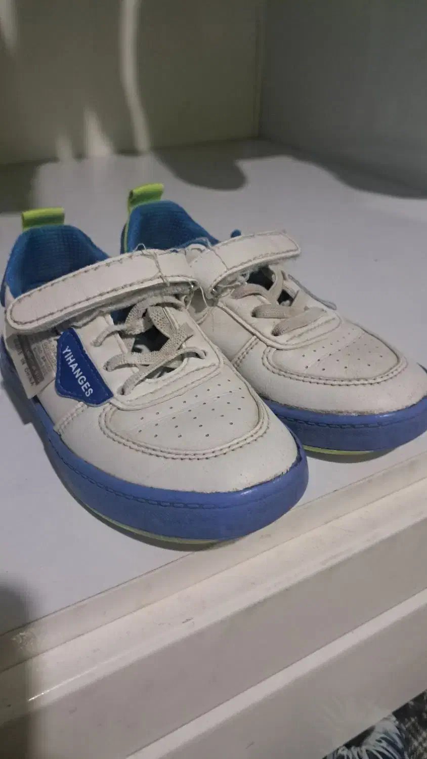 کفش بچگانه|کفش و لباس بچه|تربت جام, نظامی|دیوار