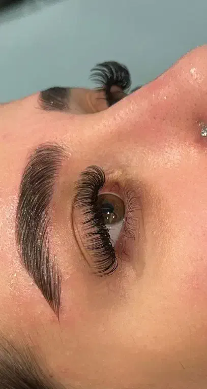 اکستنشن مژه و پاکسازی با تخفیفات یلدایی|خدمات آرایشگری و زیبایی|شاهین‌شهر, فردوسی|دیوار