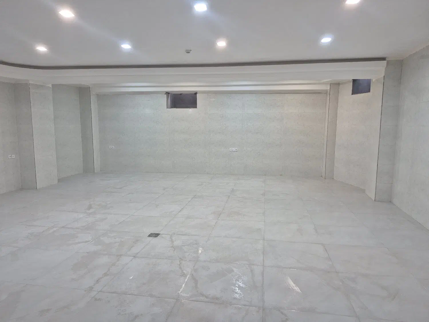 زیر زمین تجاری|اجارهٔ مغازه و غرفه|قزوین, |دیوار