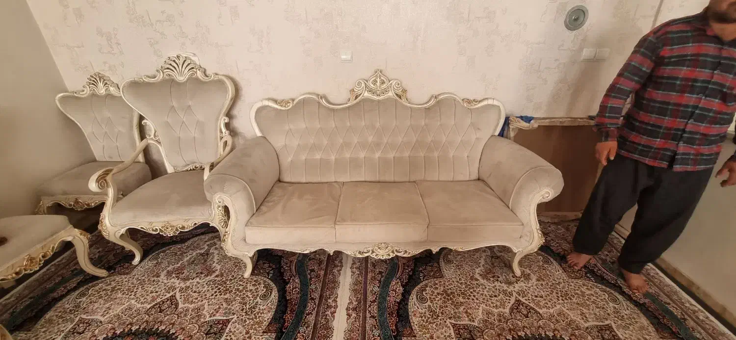 مبل در حد نو|مبلمان خانگی و میز عسلی|ری, علایین|دیوار