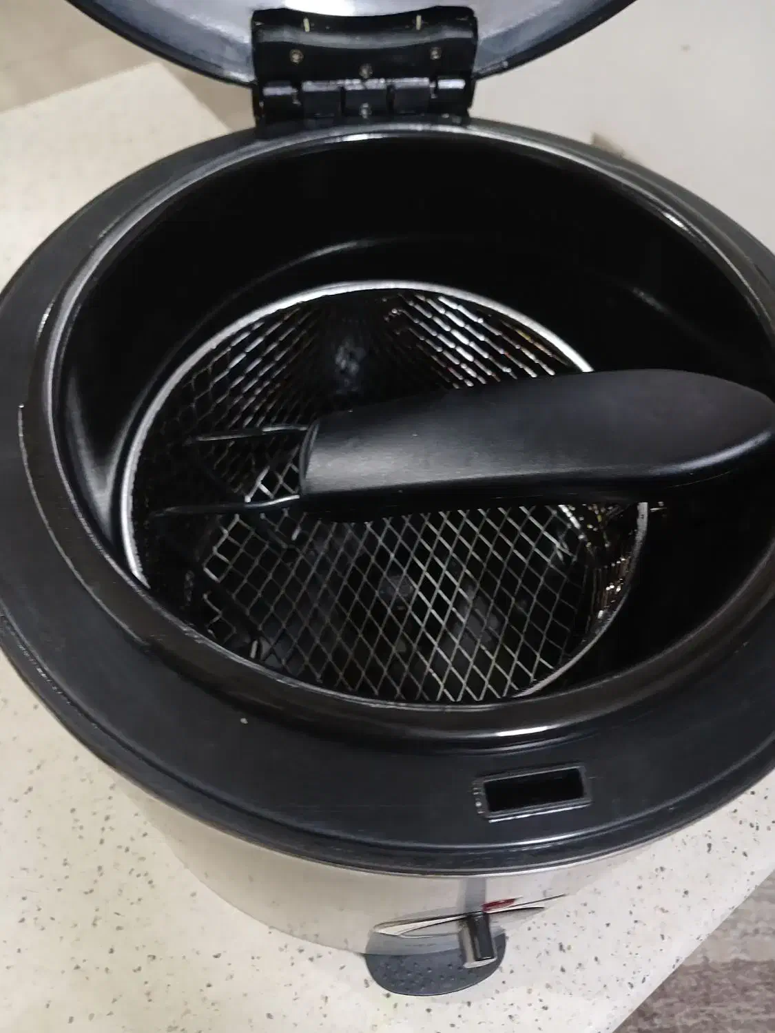 سرخ کن مونوتک سالم|اجاق گاز و لوازم برقی پخت‌وپز|رشت, کوی مهر|دیوار