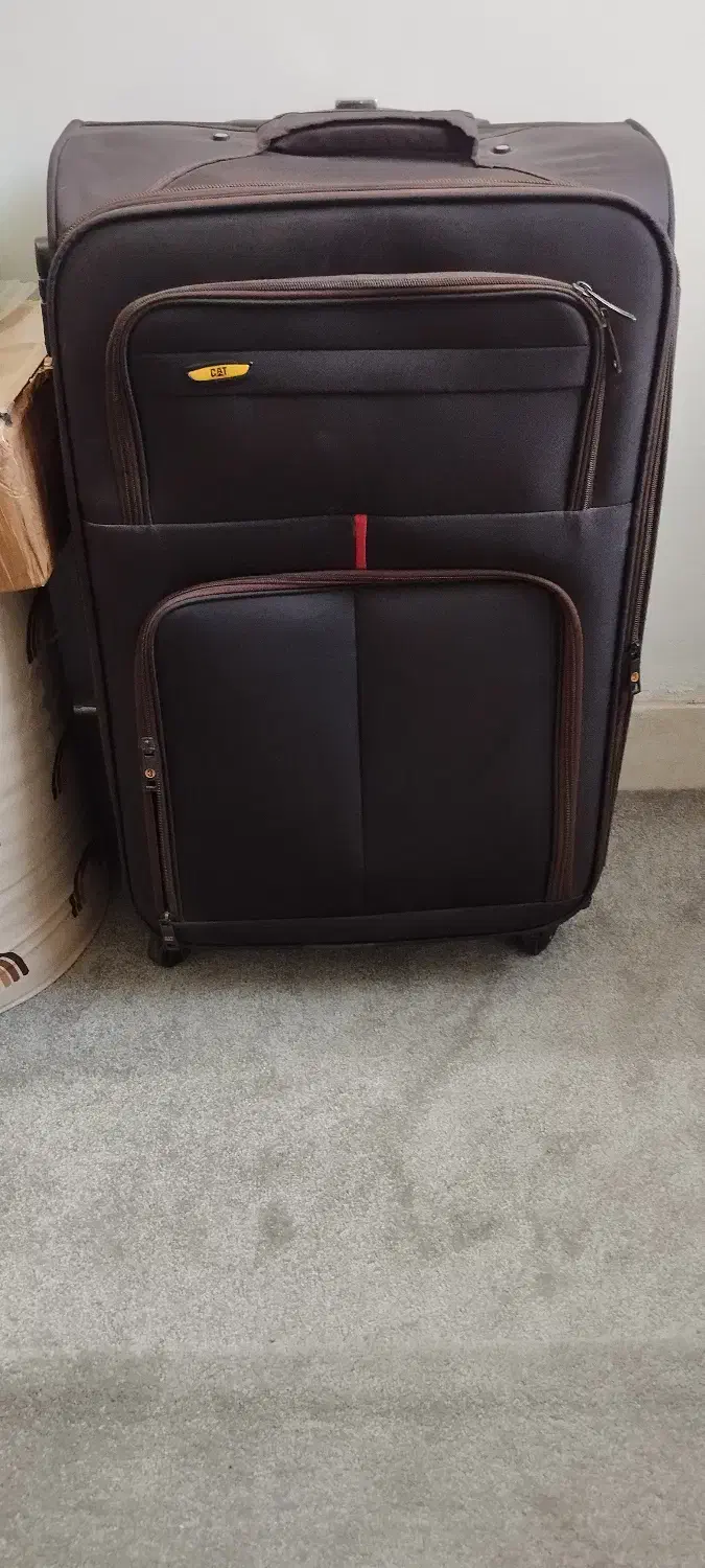 چمدان سایز بزرگ cat|کیف، کفش، کمربند|کاشان, امیرکبیر|دیوار