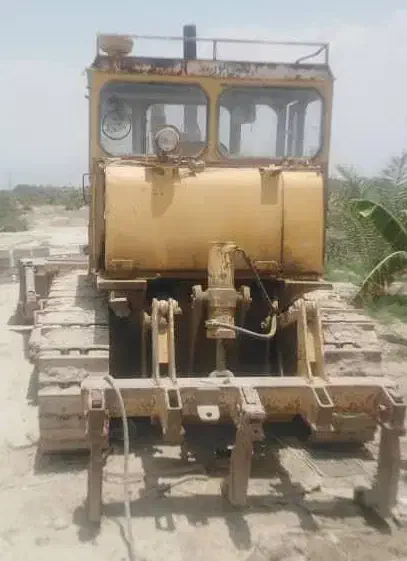 فروش ۱ دستگاه بلدوزر D6 اینتر ناش|خودرو سنگین|مشهد, ده دی|دیوار