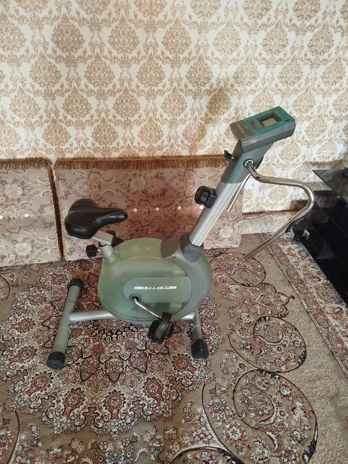 دوچرخه ثابت ورزشی فیتنس و هوازی بدنسازی|تجهیزات ورزشی|کرج, ساماندهی|دیوار