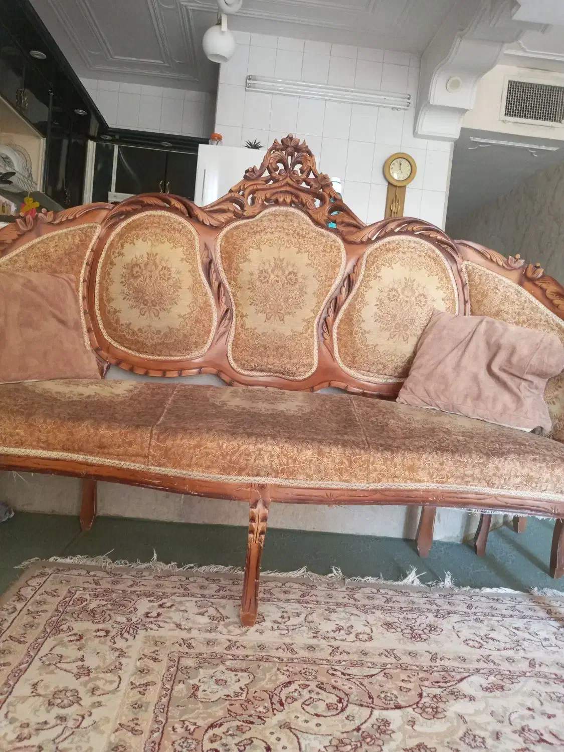 مبل ۹نفره مدل فرهی محکم بدنه کاملا سالم|مبلمان خانگی و میز عسلی|شیراز, شهرک مهدیه|دیوار