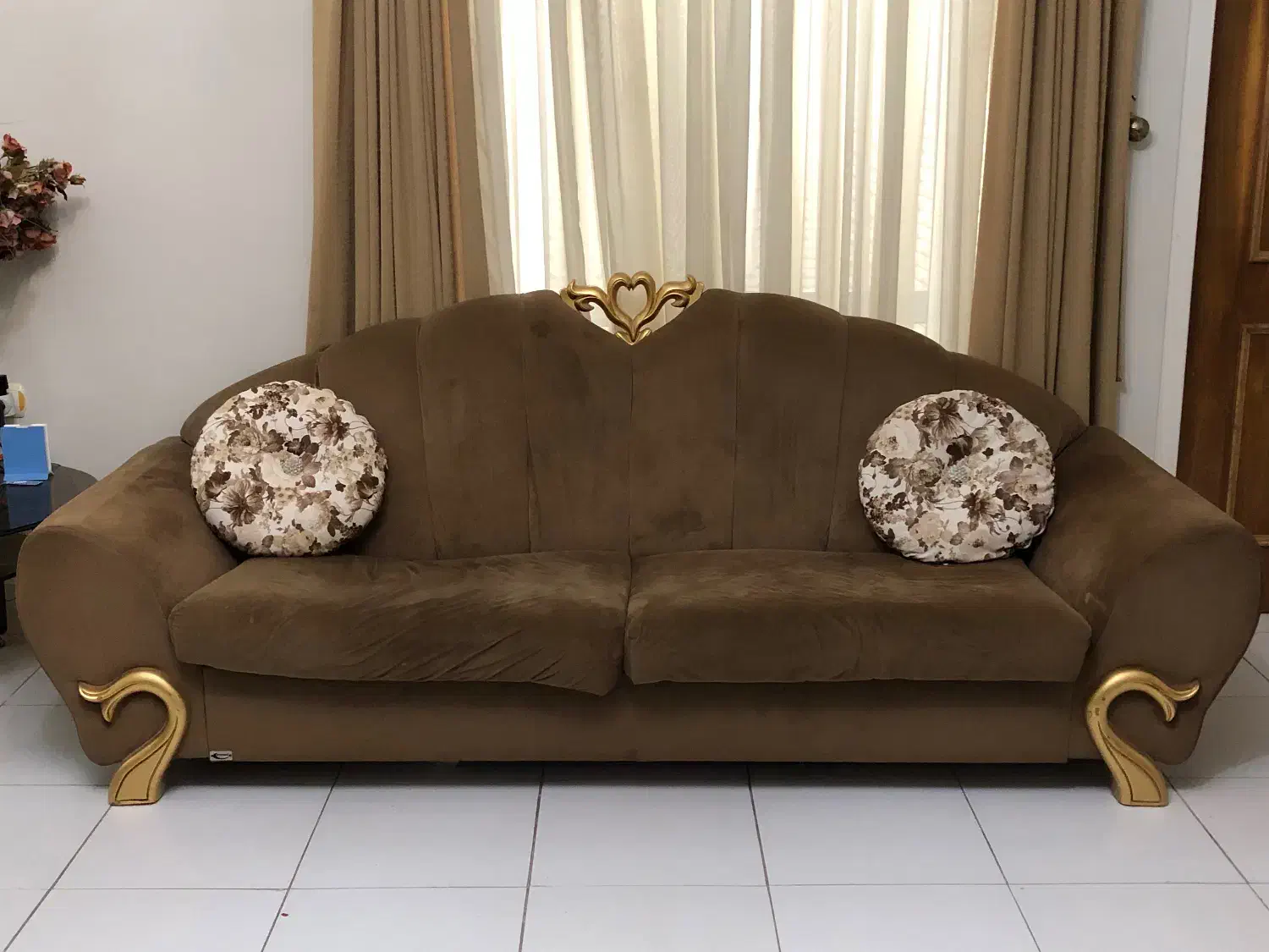 مبلمان کارکرده و سالم|مبلمان خانگی و میز عسلی|شیراز, عفیف‌آباد|دیوار