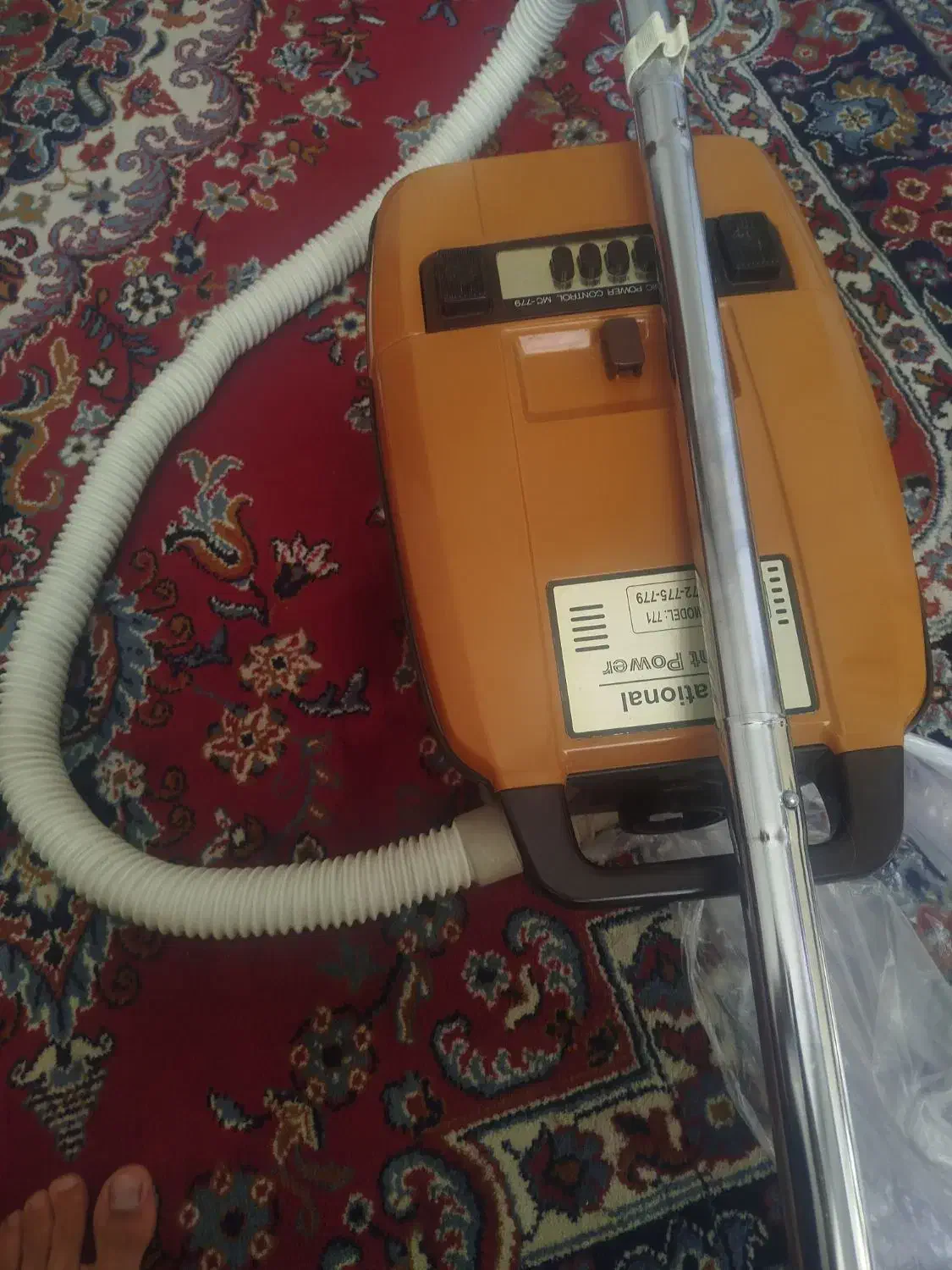 جارو برقی 1100w ساخت ژاپن|جاروبرقی، جارو شارژی، بخارشو|نهاوند, |دیوار