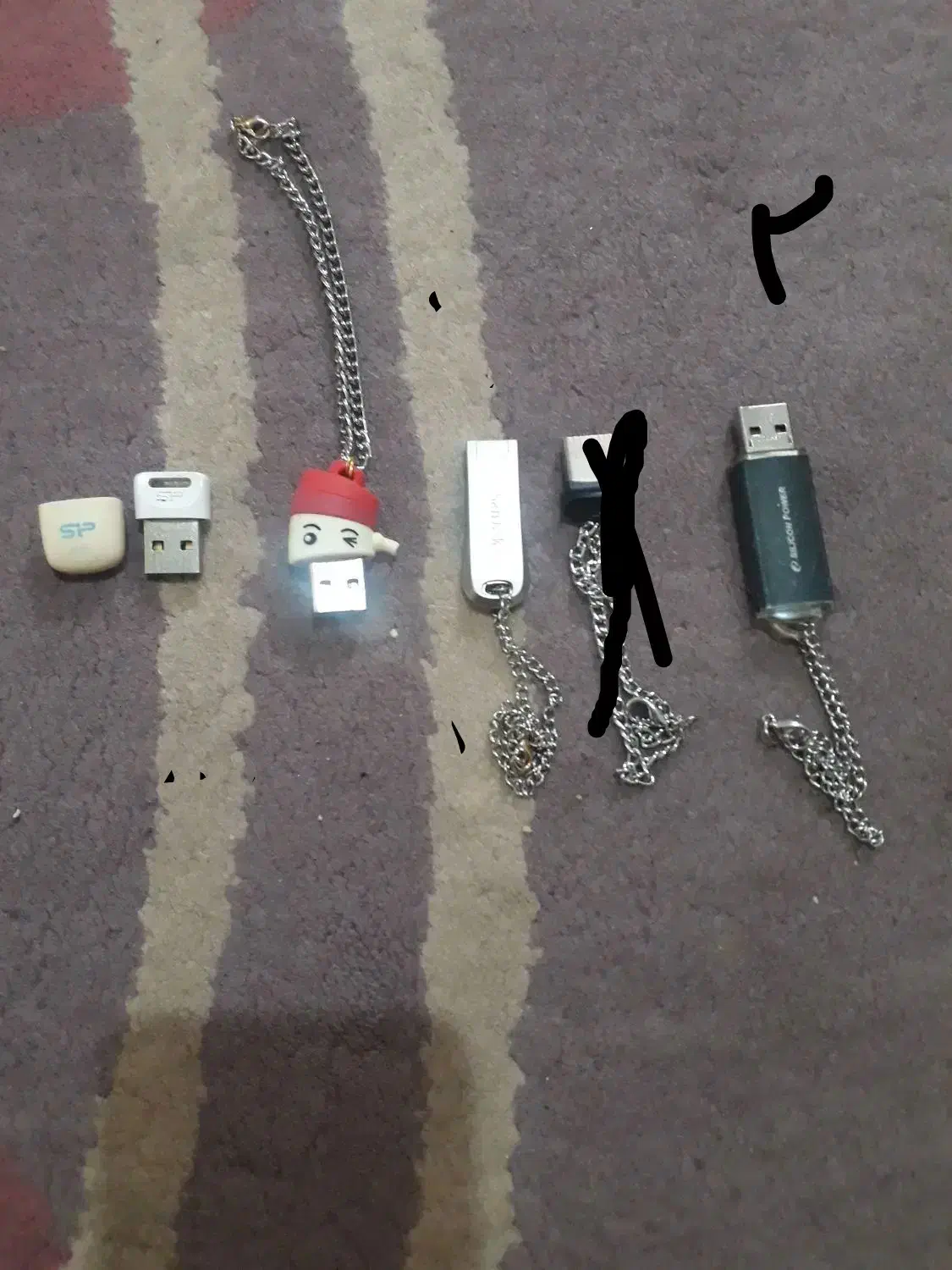 انواعفلش۳۲.و۸و۲گیکپرآهنگ|لوازم جانبی موبایل و تبلت|قزوین, |دیوار