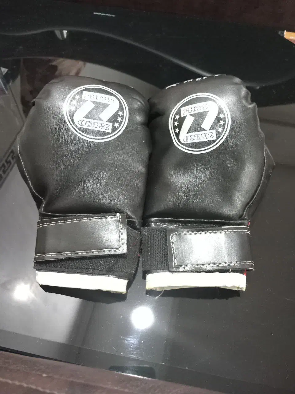 دستکش بکس|تجهیزات ورزشی|ایلام, |دیوار