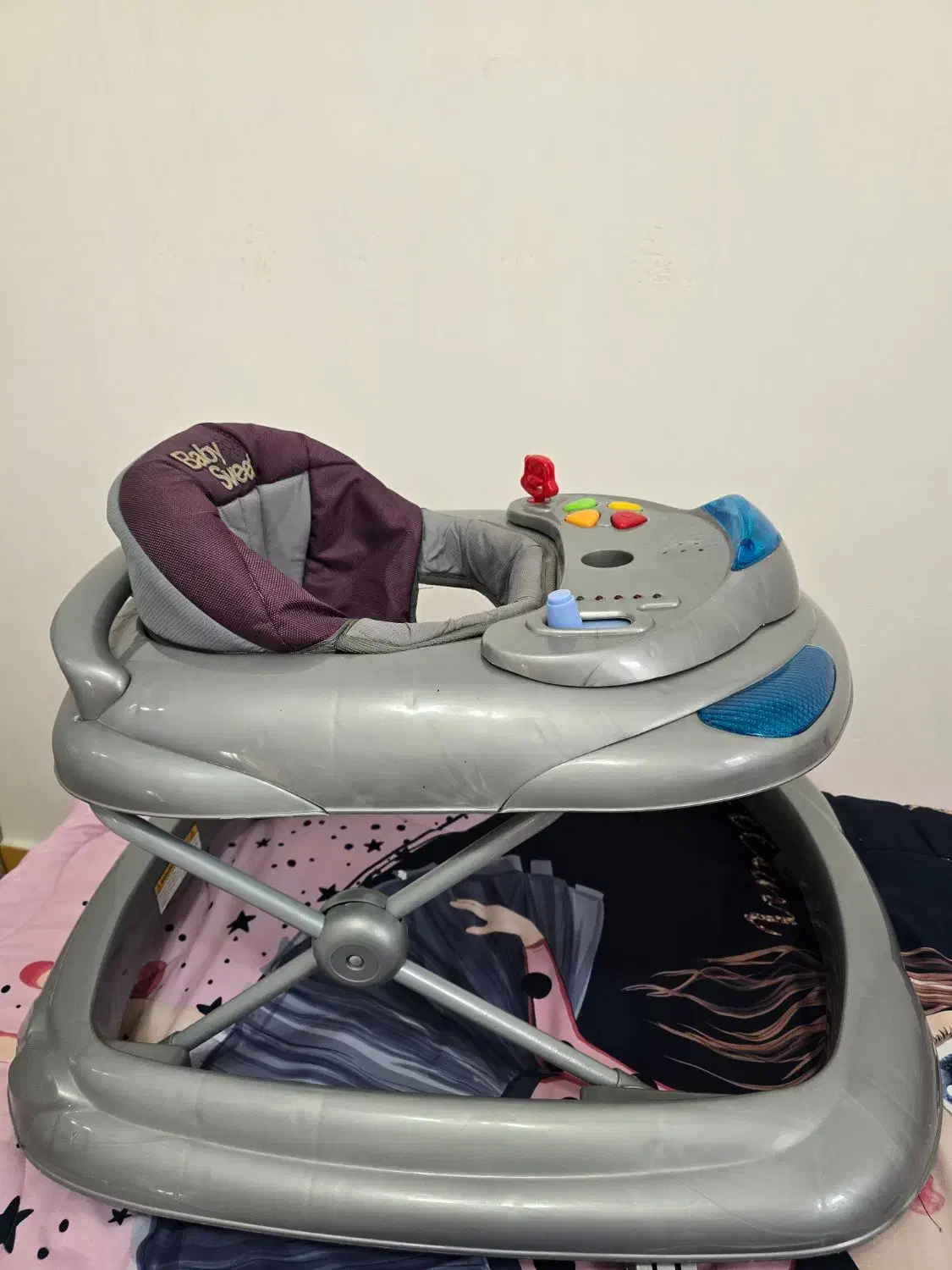 کالسکه و روروئک|کالسکه و لوازم جانبی|لاهیجان, کوی زمانی|دیوار