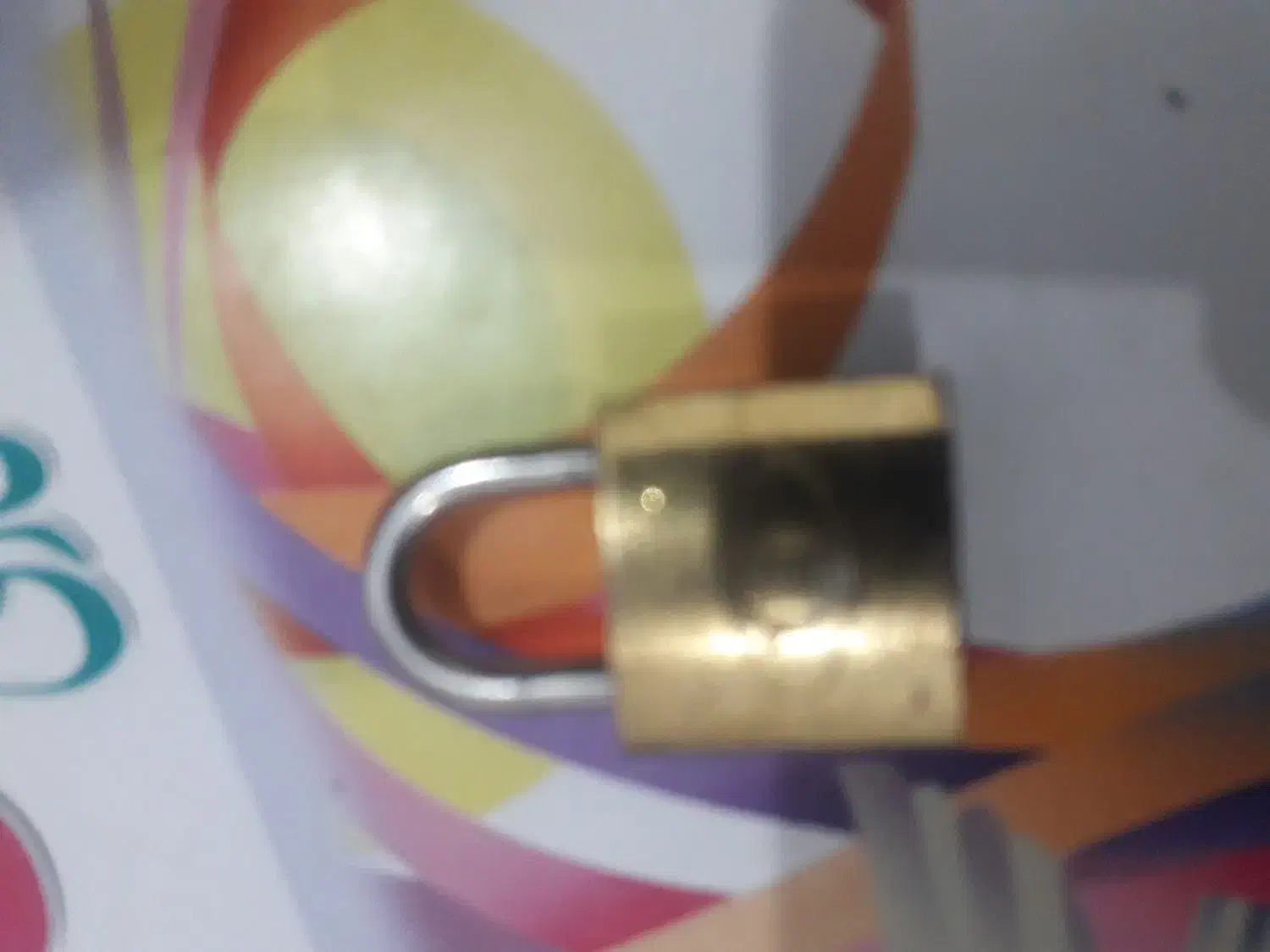 این نان یک قفل است ودو تا لیزر بزرگه 100 تومان|اسباببازی|سراوان, |دیوار