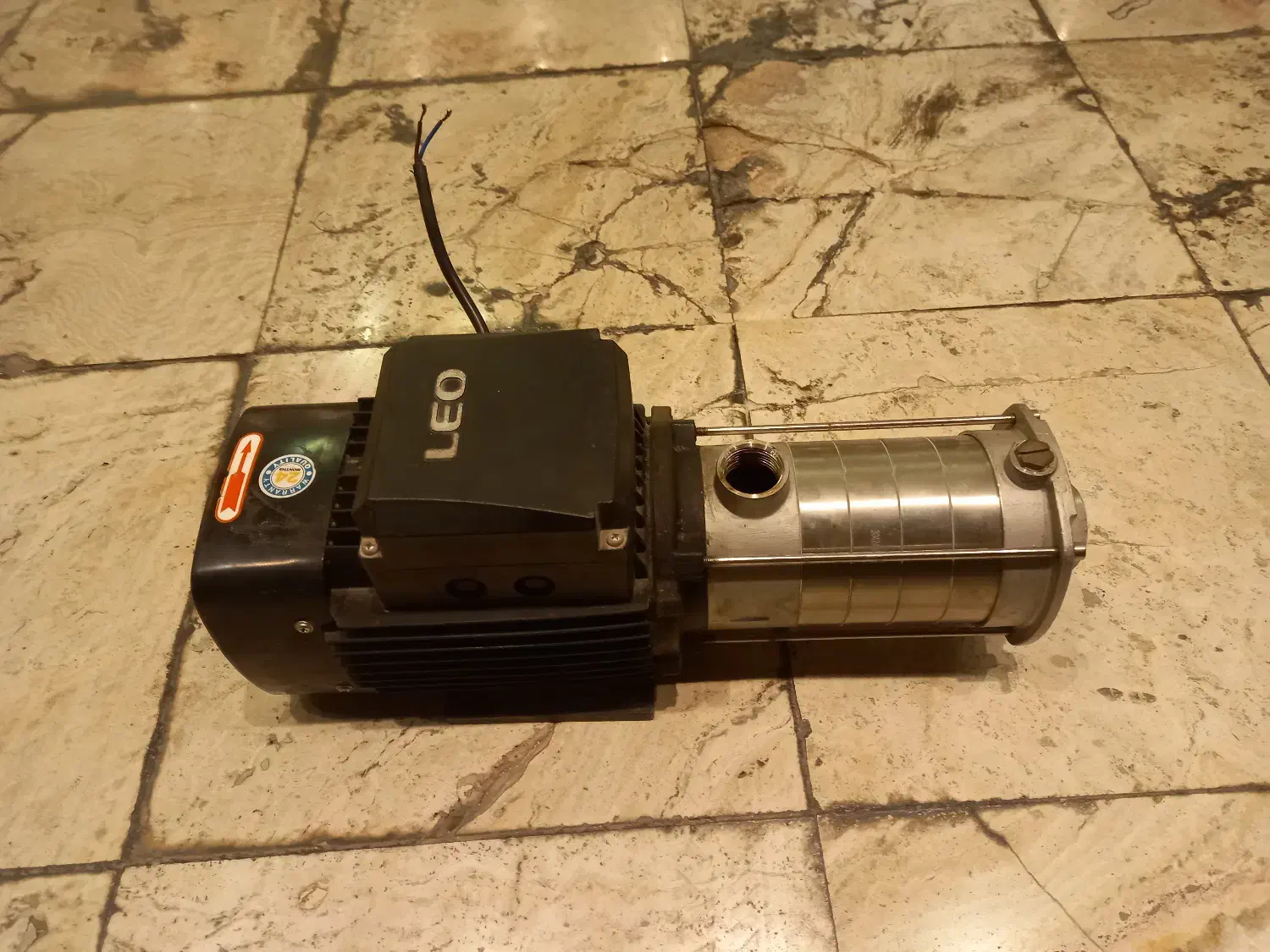 پمپ لئو 1.5 اسب چهار پره|مصالح و تجهیزات ساختمان|کیش, |دیوار