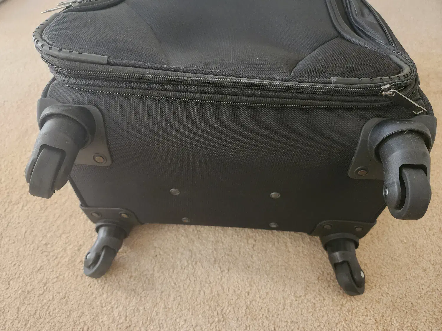 چمدان ترک برند vital|کیف، کفش، کمربند|شیراز, هفت تنان|دیوار