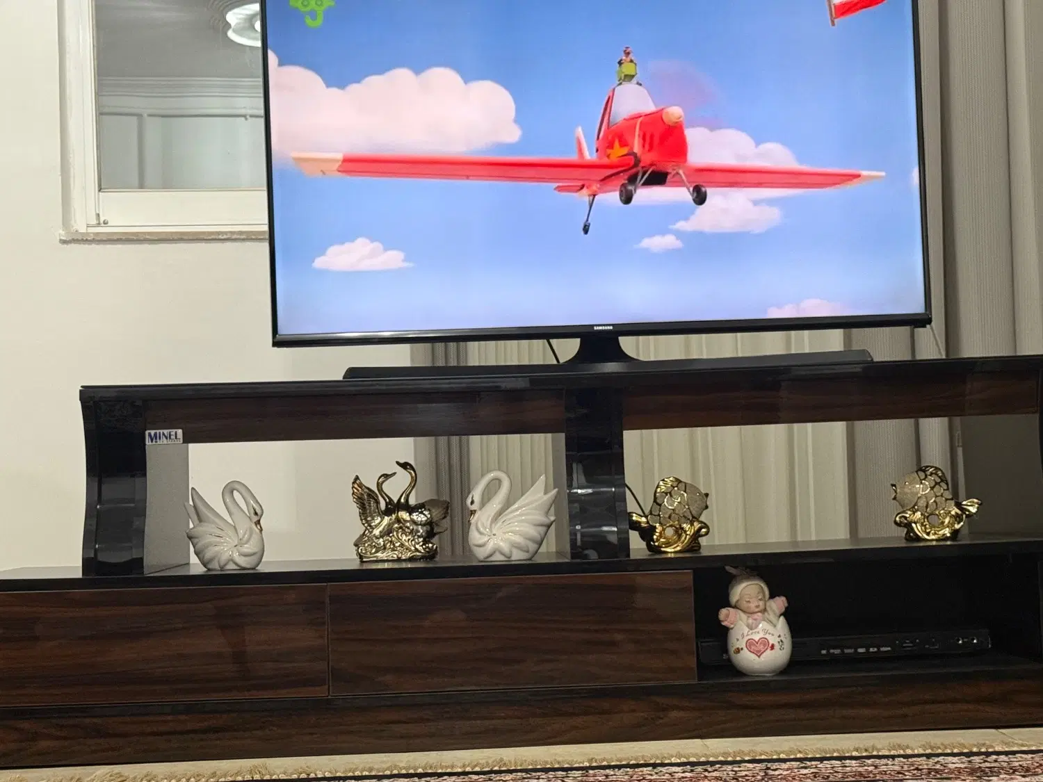 میزTV|میز تلویزیون|کوچصفهان, |دیوار