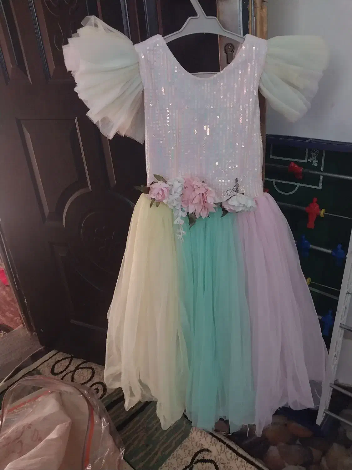 لباس عروس و بلوز درس دخترانه|لباس|مشهد, شهرک شهید باهنر|دیوار