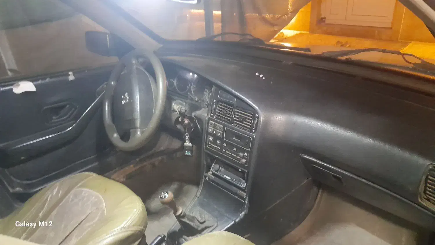 پژومدل ۸۳نقره ای|خودرو سواری و وانت|قائن, |دیوار