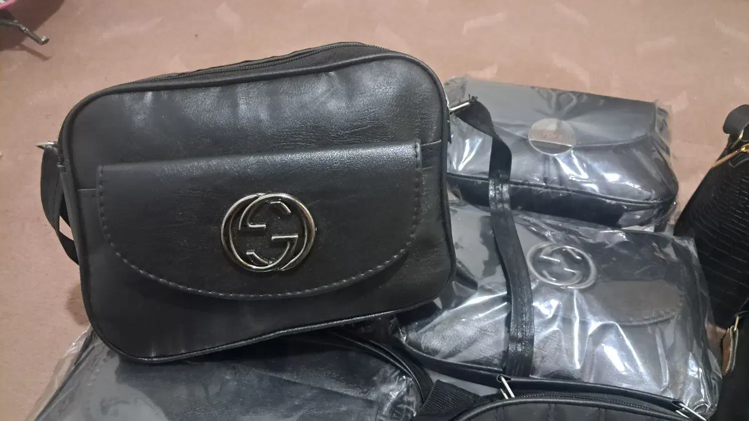 فروش خانگی انواع کیف به مناسبت روزمادر|کیف، کفش، کمربند|دورود, |دیوار