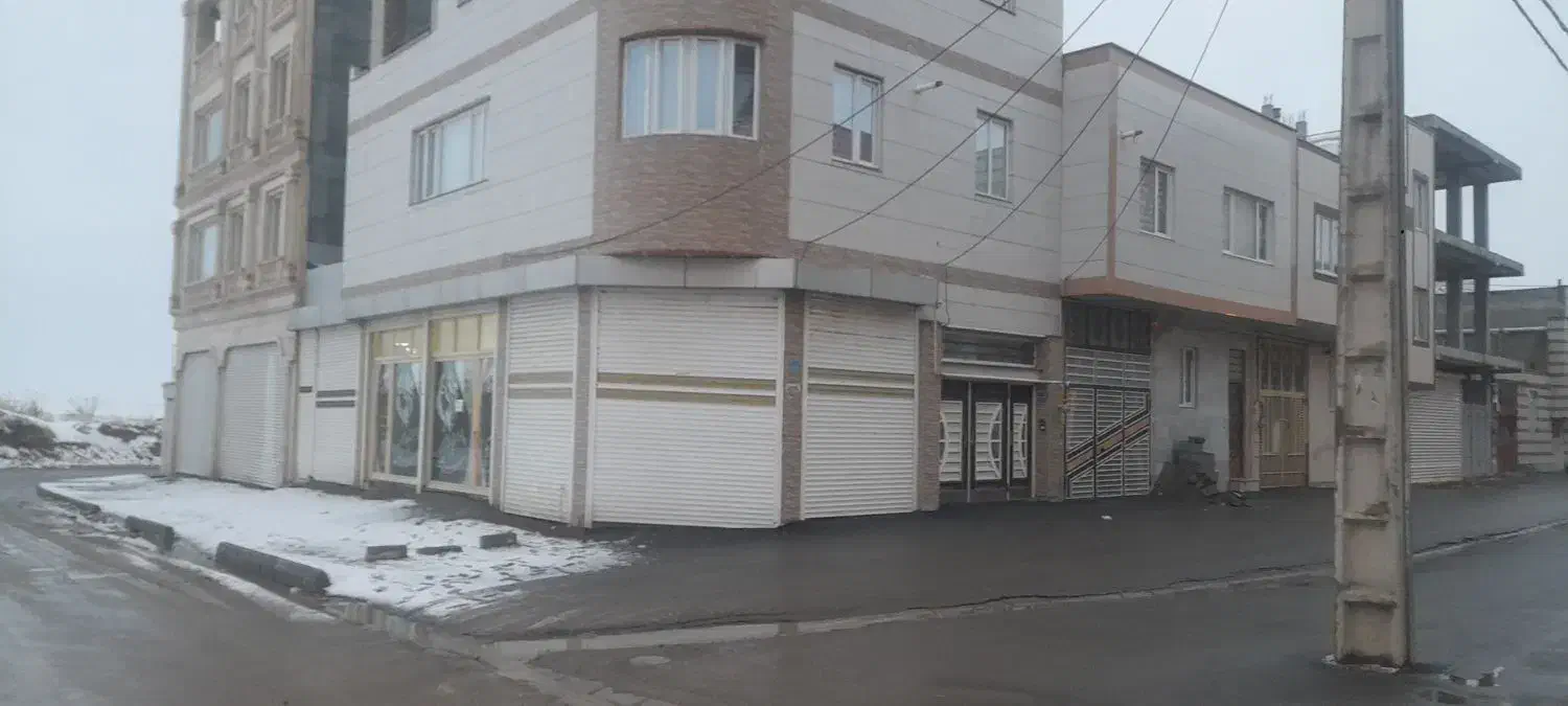 اجاره مغازه ۲۵ متری سه‌نبش موقعیت عالی در دهگلان|اجارهٔ مغازه و غرفه|دهگلان, |دیوار