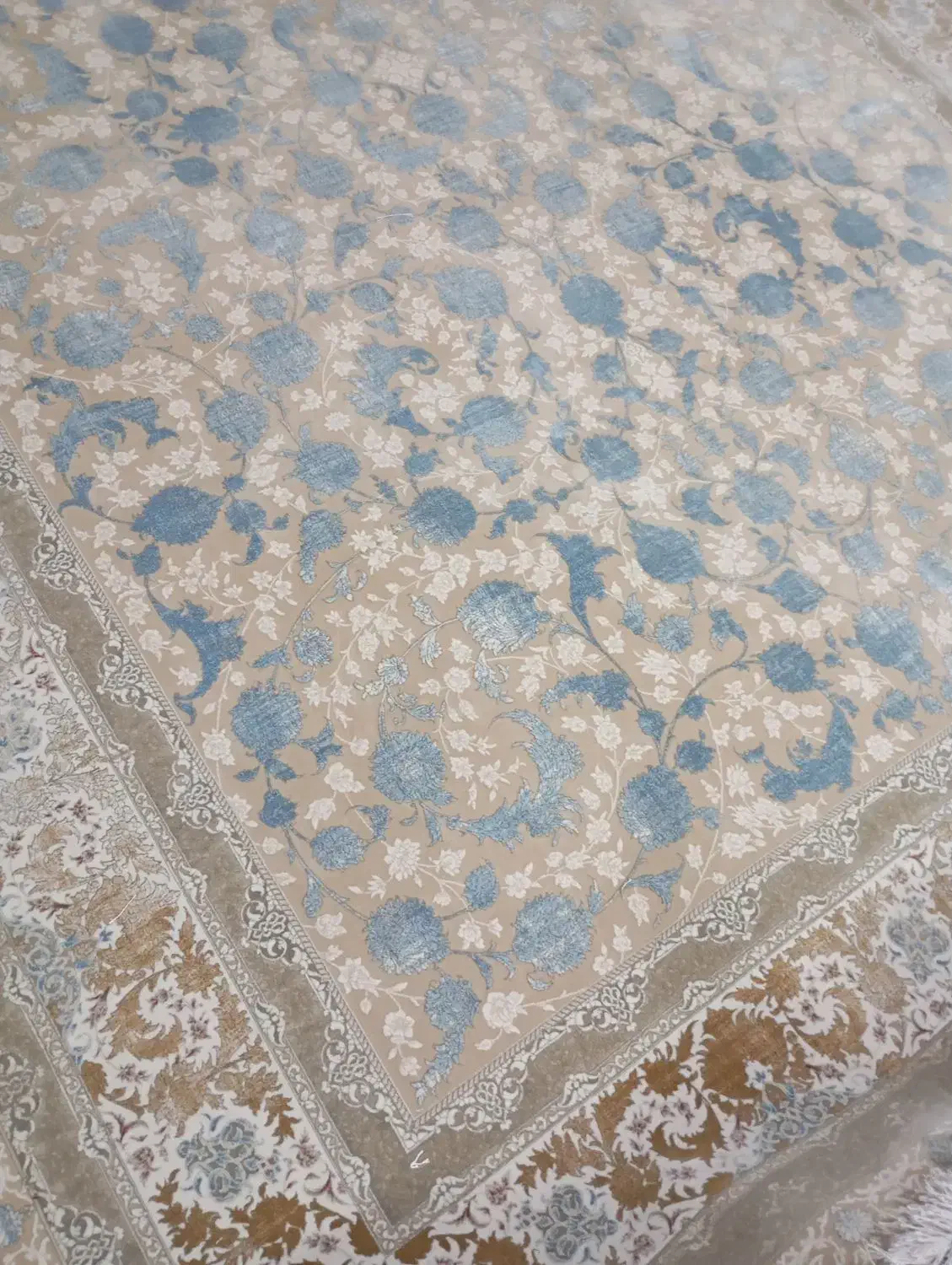 فرش|فرش|پاکدشت, حصار امیر|دیوار