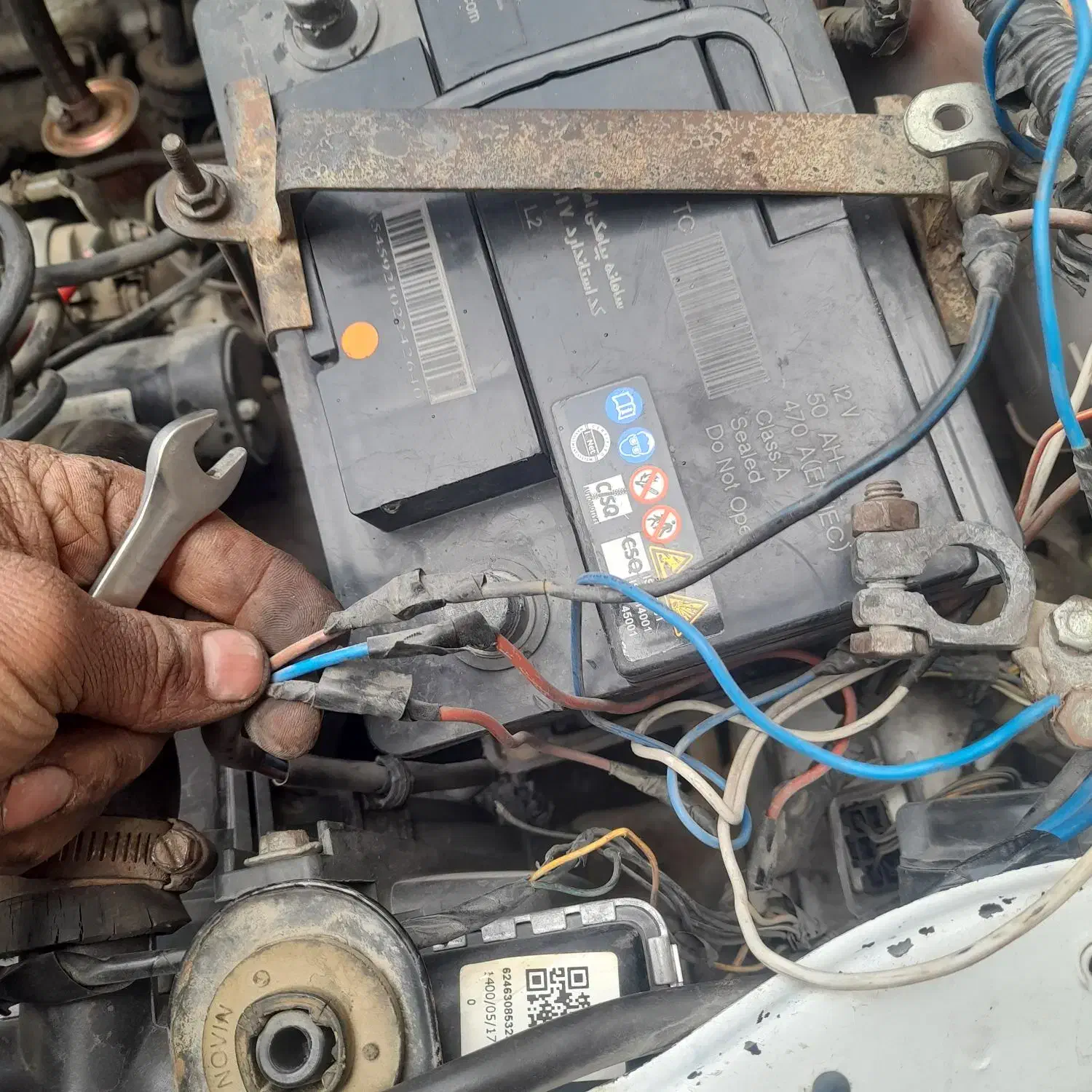 برق.روشن کردن خودرو درمحل.|خدمات موتور و ماشین|کرمان, |دیوار