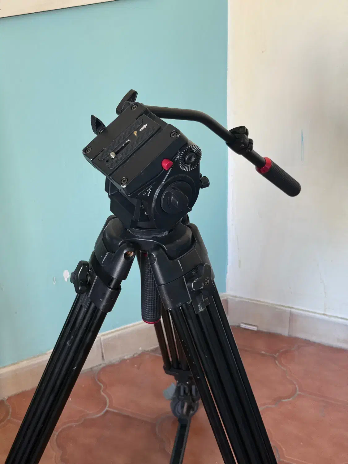 سه پایه حرفه ای کینگ جوی|دوربین عکاسی و فیلمبرداری|تهران, ایوانک|دیوار