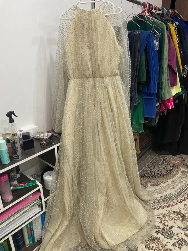 لباس مجلسی|لباس|گنبد کاووس, |دیوار