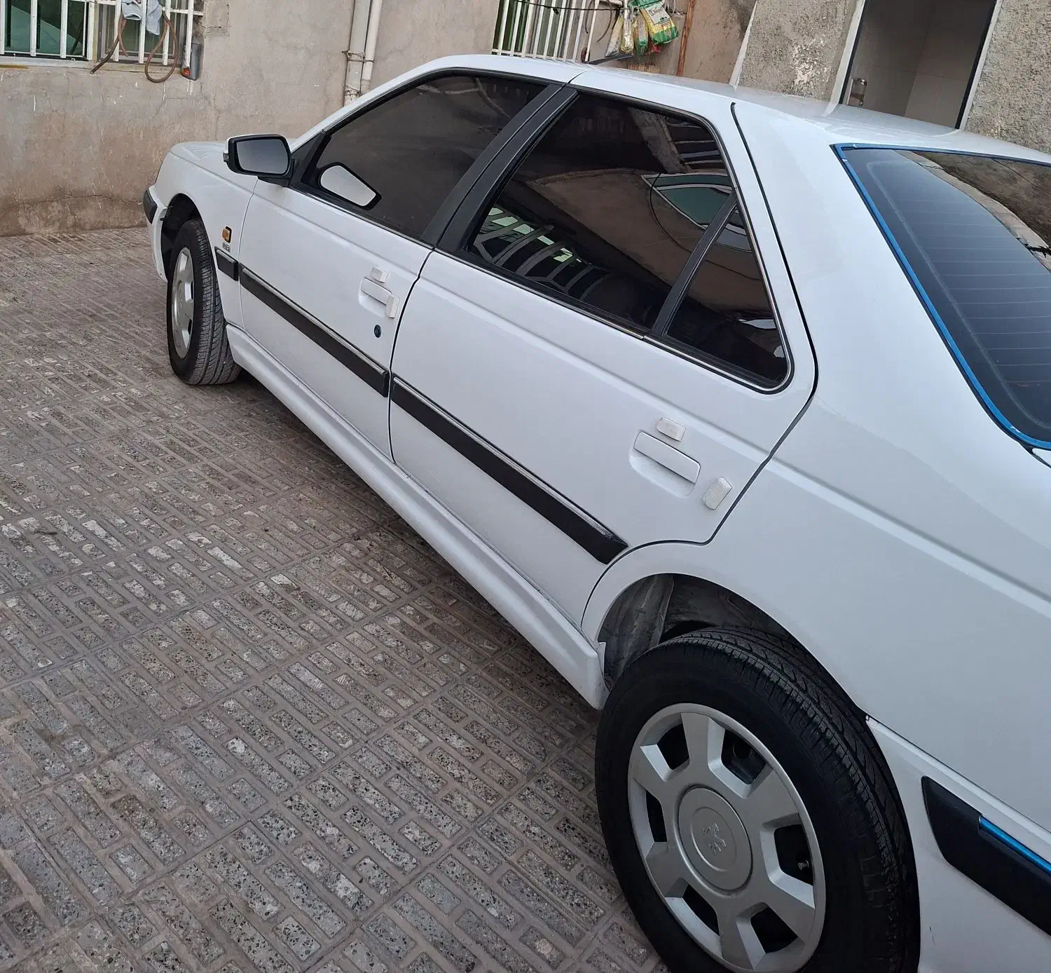 پژوپارس تیوفا|خودرو سواری و وانت|قصرشیرین, |دیوار